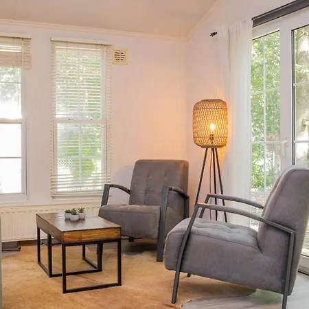 Charming Forest With Garden & Terrace In Gelderland Chalet *