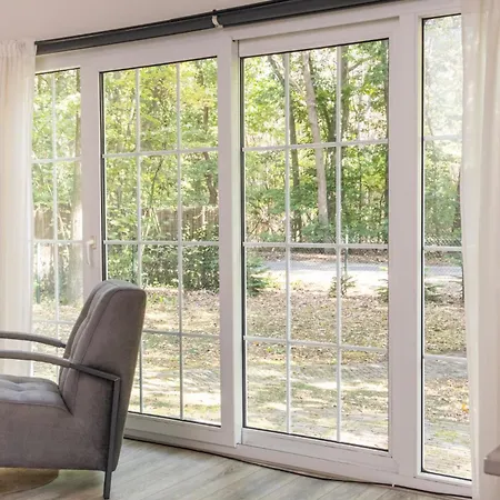 Charming Forest With Garden & Terrace In Gelderland Chalet